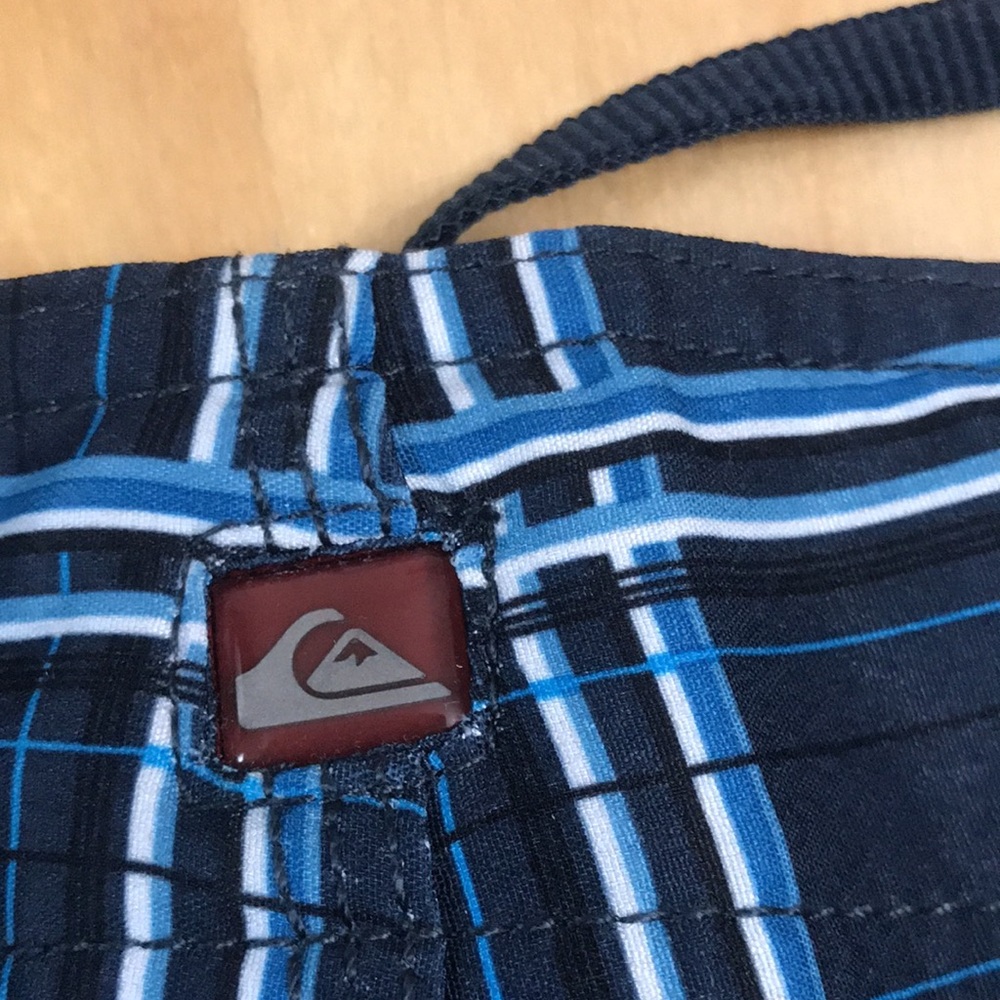 Quicksilver blue plaid surfer shorts swim trunks size 34 excellent condition - Picture 5 of 8